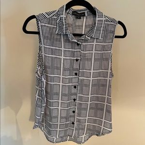 Houndstooth Button Up Blouse